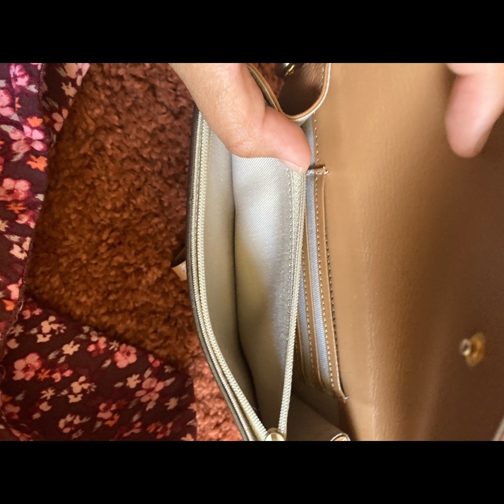 Wallet - Picture 3 of 5